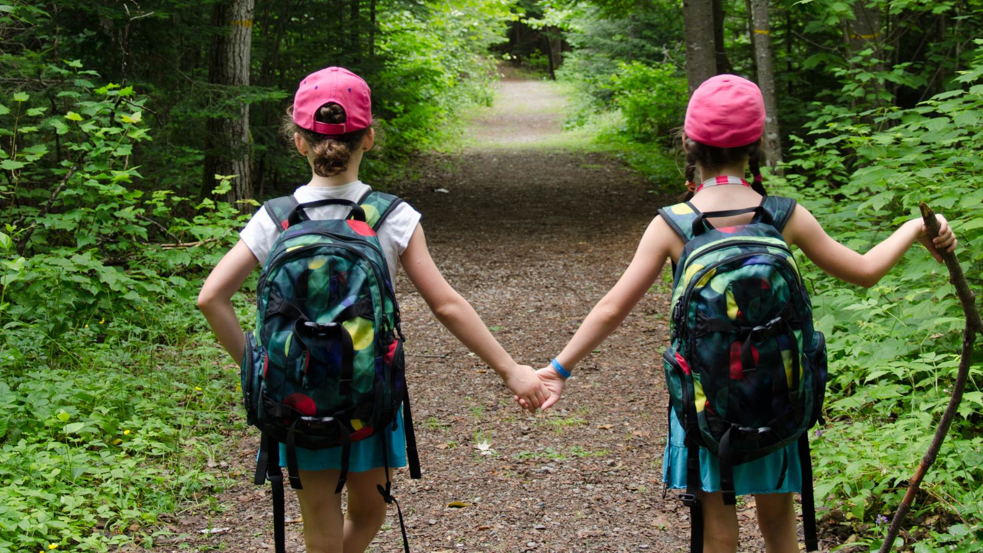 Comment organiser une journée de randonnée adaptée aux enfants